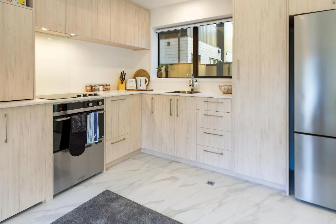 3 Bedroom Hagley Park Paradise Christchurch New Zealand